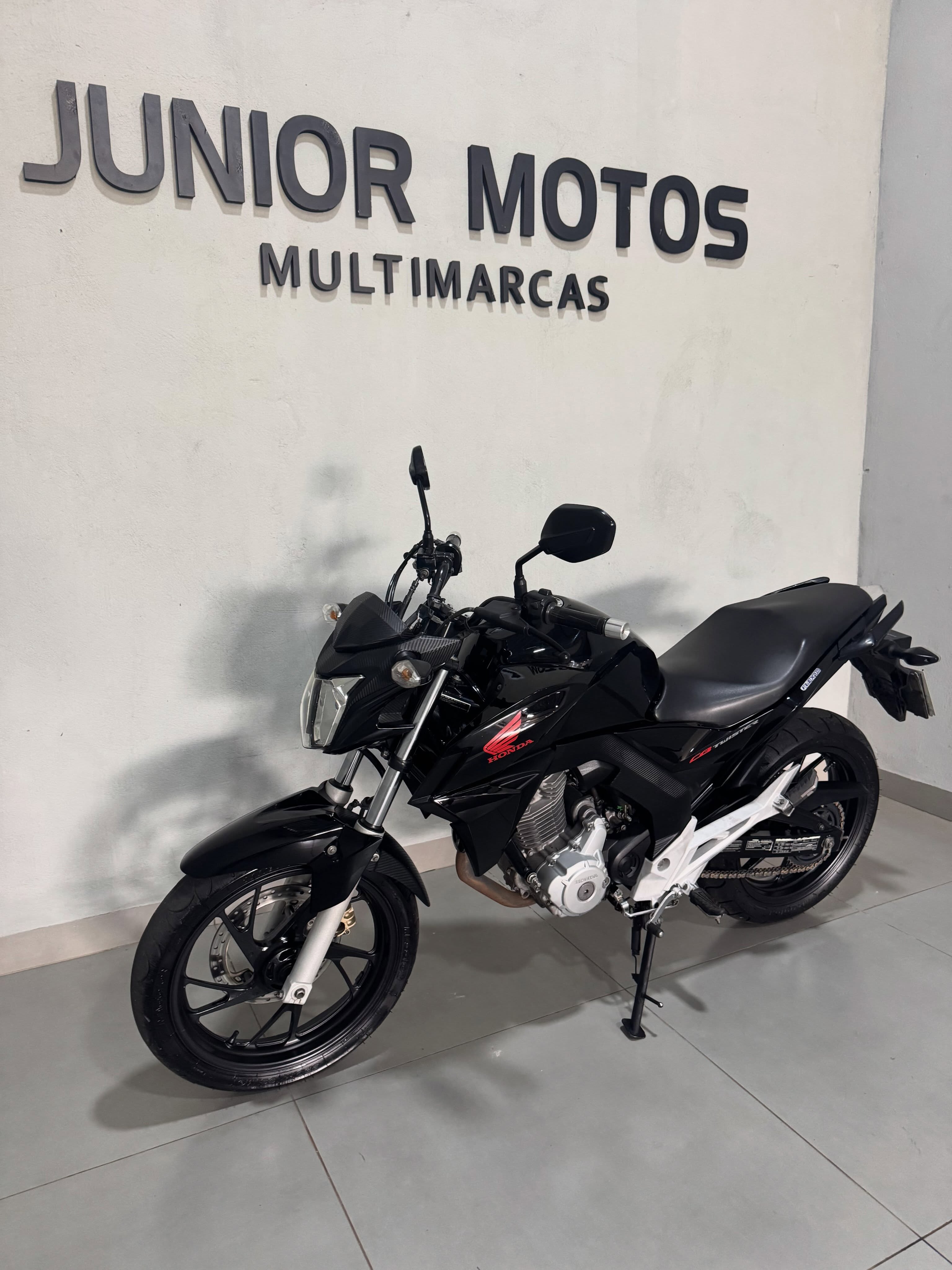 CB TWISTER 250 2016 - foto 2