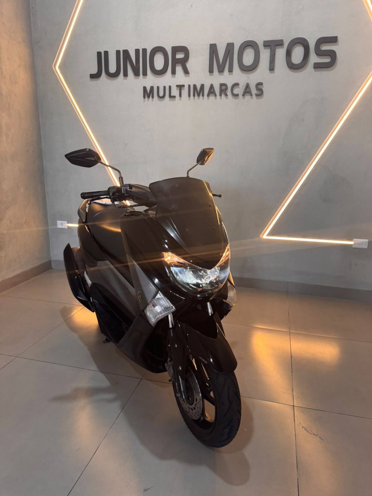n-max 160 cilindrada 2020